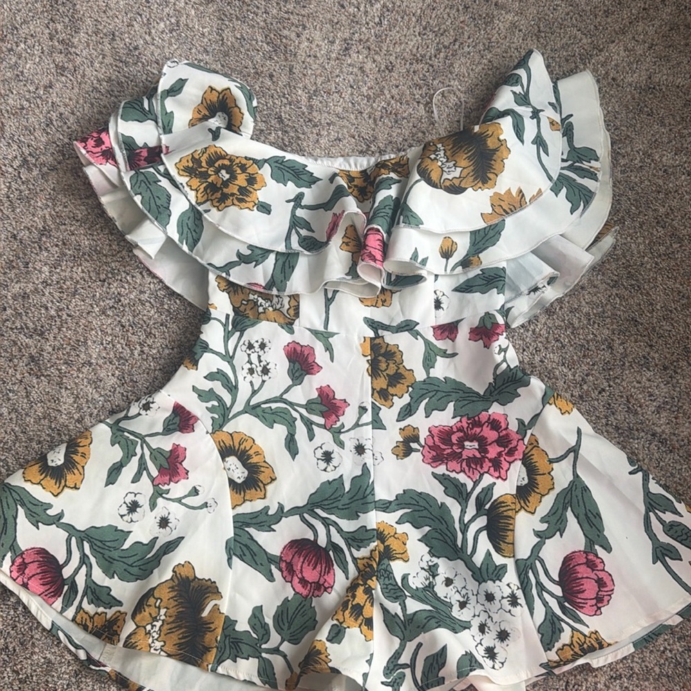 New without tags super cute romper